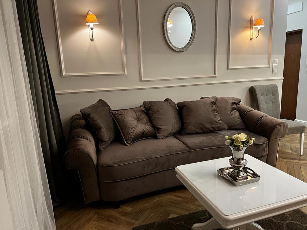 Family & Business Sauna Apartments Sienkiewicza No1 Centrum Plac Lliteratow- Piekny Apartament - 1 Bedroom With Private Sauna, Bath With Hydromassage, Parking Kielce Extérieur photo