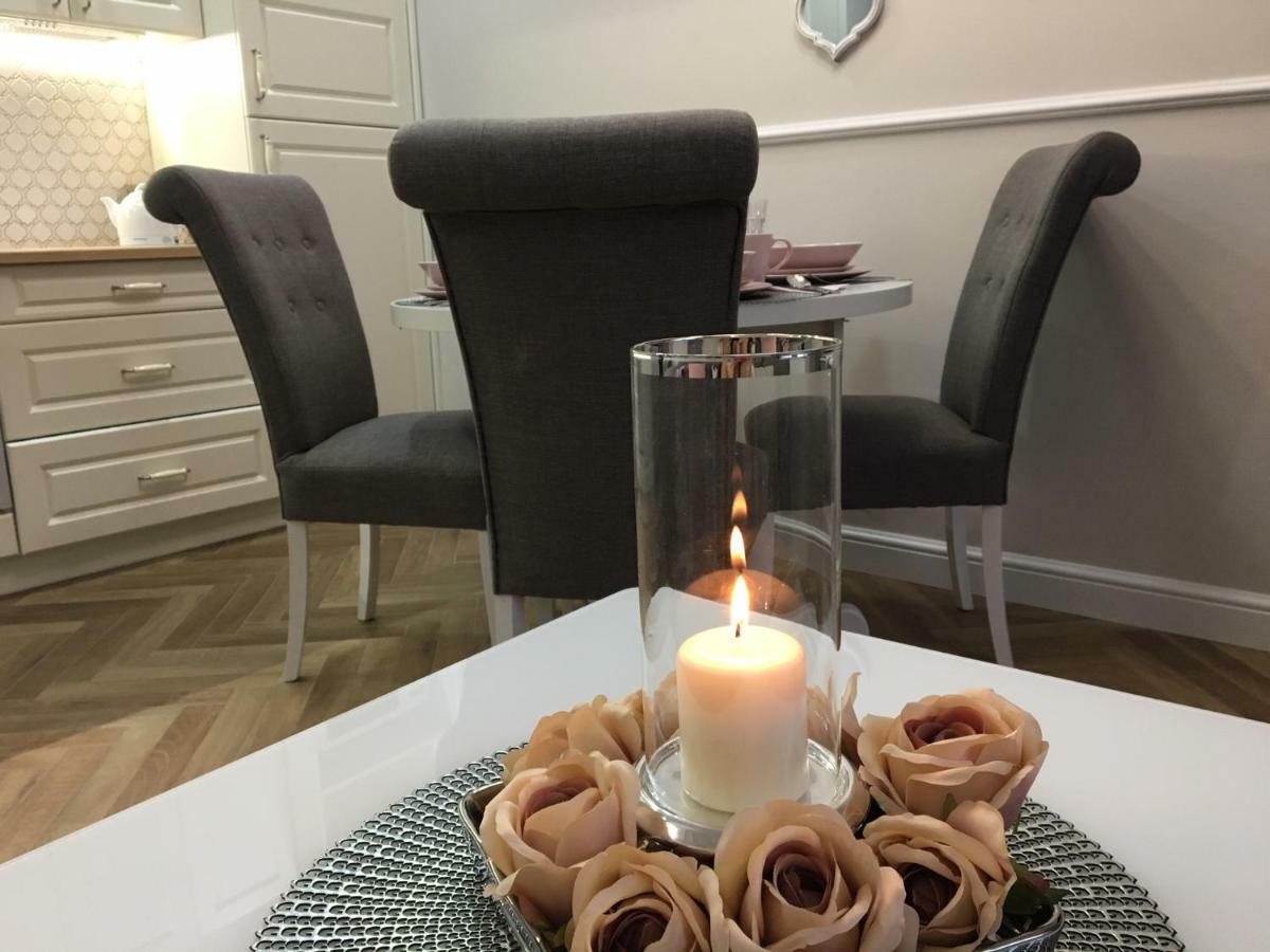 Family & Business Sauna Apartments Sienkiewicza No1 Centrum Plac Lliteratow- Piekny Apartament - 1 Bedroom With Private Sauna, Bath With Hydromassage, Parking Kielce Extérieur photo
