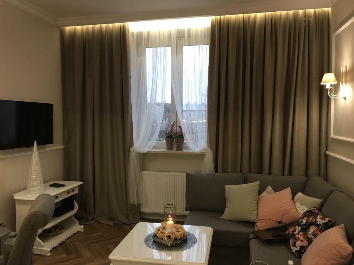 Family & Business Sauna Apartments Sienkiewicza No1 Centrum Plac Lliteratow- Piekny Apartament - 1 Bedroom With Private Sauna, Bath With Hydromassage, Parking Kielce Extérieur photo