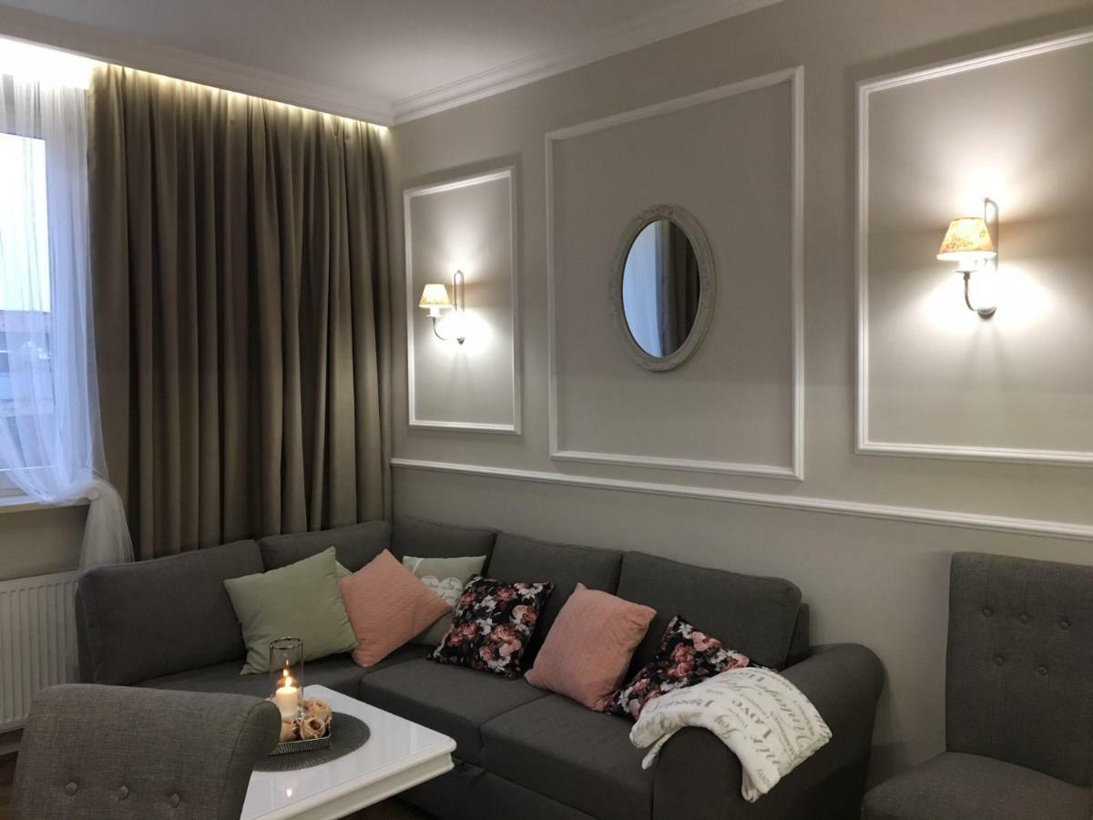 Family & Business Sauna Apartments Sienkiewicza No1 Centrum Plac Lliteratow- Piekny Apartament - 1 Bedroom With Private Sauna, Bath With Hydromassage, Parking Kielce Extérieur photo